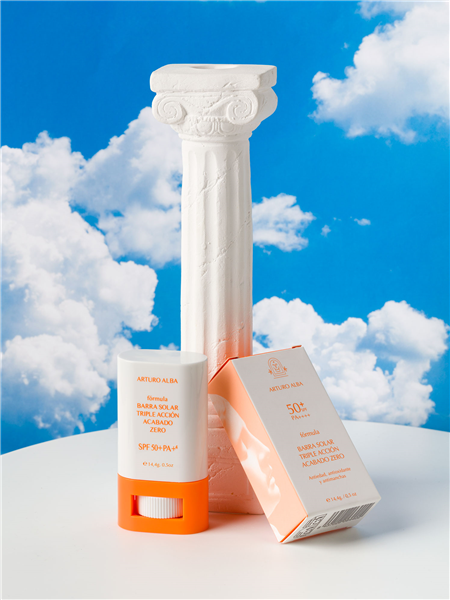 BARRA SOLAR TRIPLE ACCIÓN ACABADO ZERO SPF 50+ PA++++